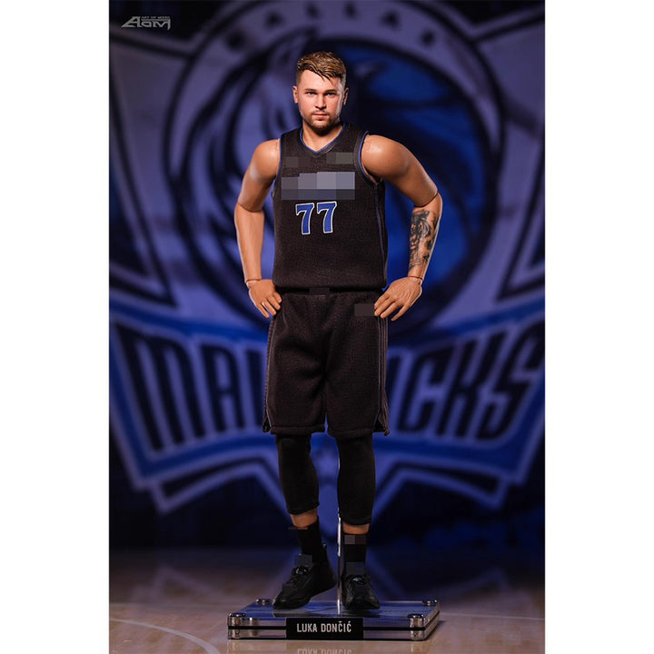 AOM 1/6 Lakers/Mavericks Luka Doncic action figure | Face painted by the designer | Excellent detail