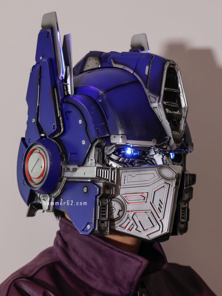 New version of Transformers Optimus Prime helmet, voice control